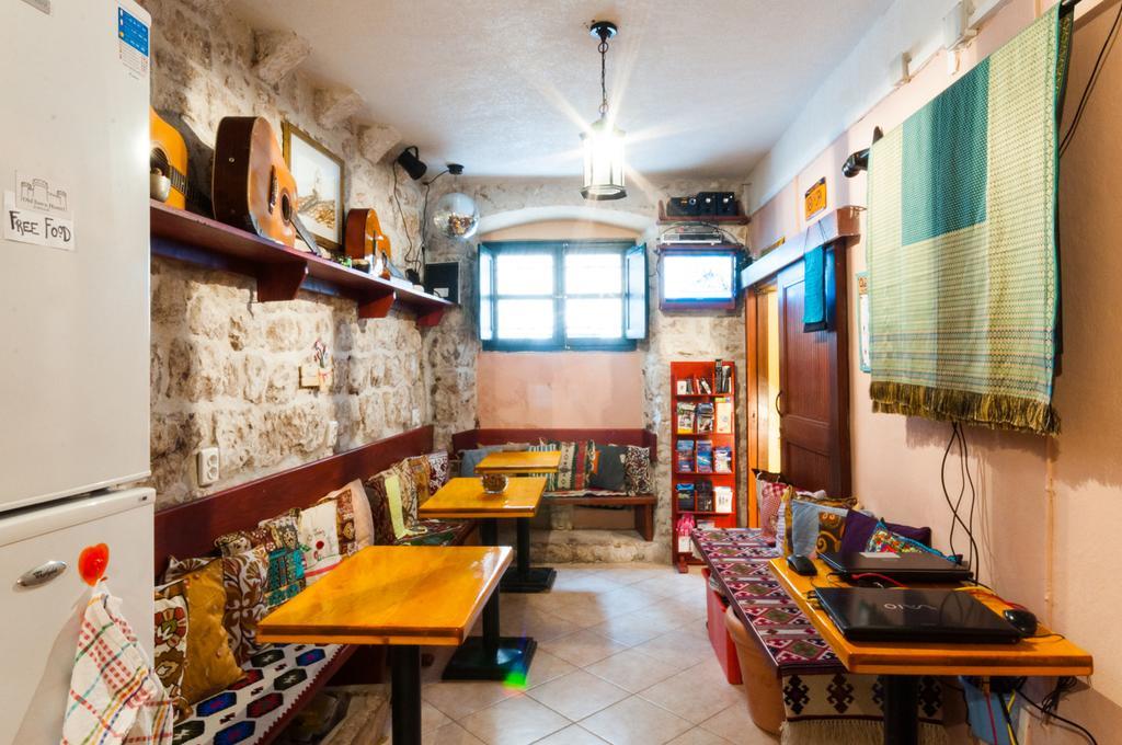 Old Town Hostel Dubrovnik Bagian luar foto